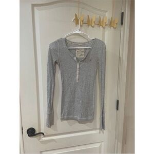 Hollister Vintage Y2K Henley Shirt Small Long Sleeve Top Small